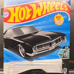 HOT WHEELS 1966 BUICK RIVERA