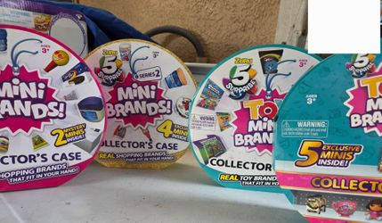 Zuru 5 Surprise Mini Brands Collector's Cases