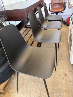 4 Black Plastic Dining Chairs with Metal Legs – Kitchen or Casual Seating