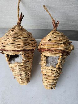Woven Straw Hanging Bird Nests – Set of 2