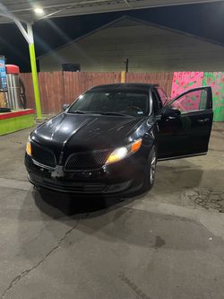2013 Lincoln MKS
