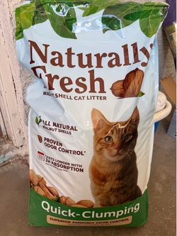 Walnut shell cat litter