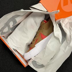 DS Nike Blazer Low Sacai size 8.5 Brand New 100% Authentic