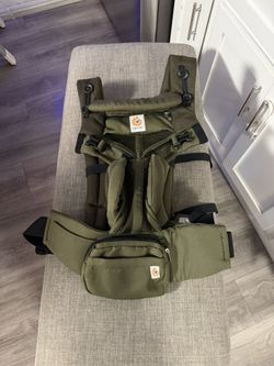 Baby Carrier Ergobaby