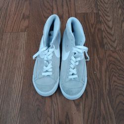 Young Tennis Shoes