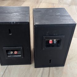 Pair of Polk Bookshelf Speakers 