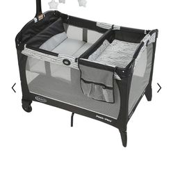 Graco Pack 'n Play Playard with Change 'n Carry Portable Changing Pad