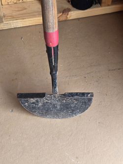Half Moon Lawn Edger with Wood Handle