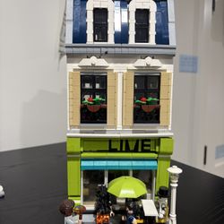 Lego MOC Modular Smoothie Shop Building