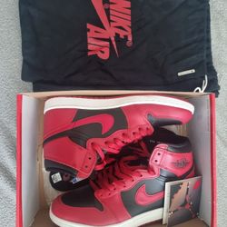 85 OG VARSITY RED JORDAN 1 Size 11.5