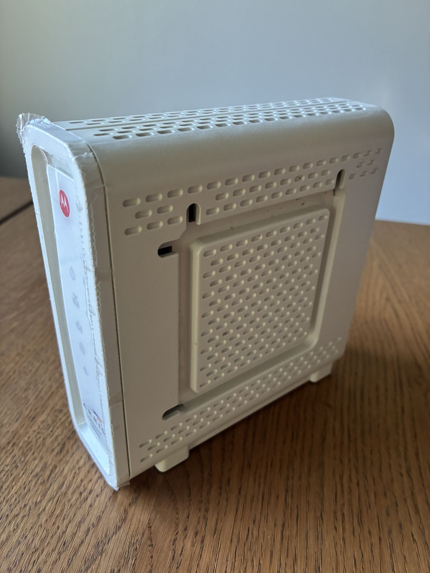 Modem Arris Surfboard SB6141