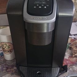 Keurig K-Elite 0.5 Gallon Coffee Maker | Brushed Silver | Single-Serve | K-Cup Pod