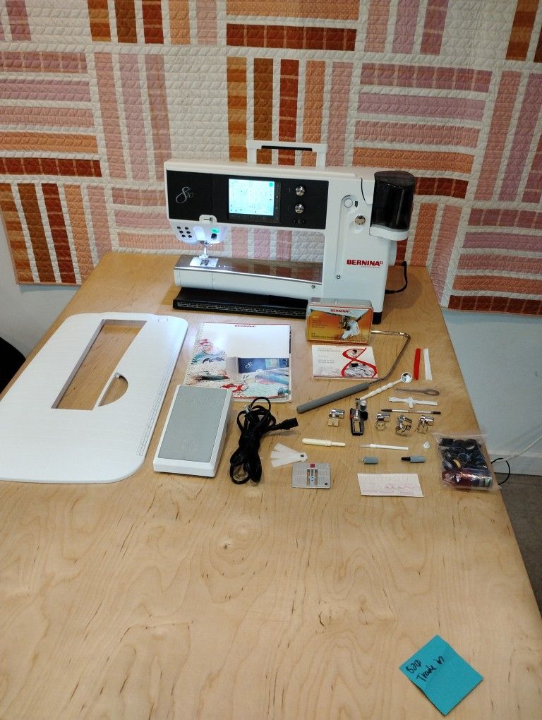 Bernina 820 Sewing machine with BSR!