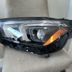 OEM Mercedes-Benz GLE W167 Left (Driver) Headlight - A1679060105 - HELLA LED - Used, Minor Cracks