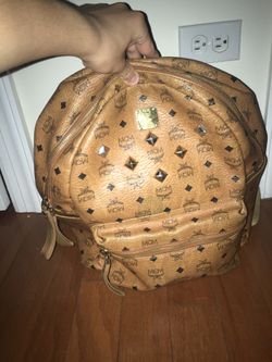 MCM bag size medium