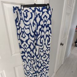 D& CO Women's Pants Blue and White (L) Like New
