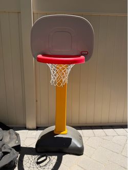 Little Tykes Basketball Hoop