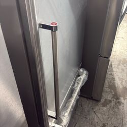 KitchenAid 30” Wide Refrigerator 