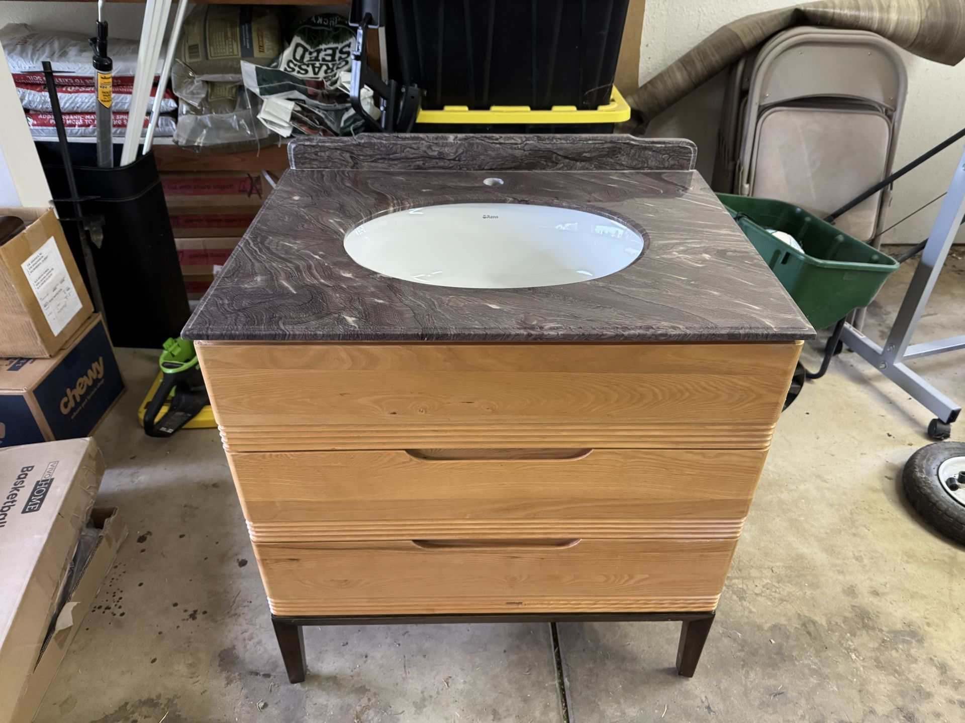 Bathroom Vanity - Brand New!!