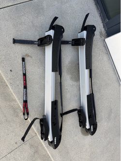 Thule Rooftop Surfboard Racks