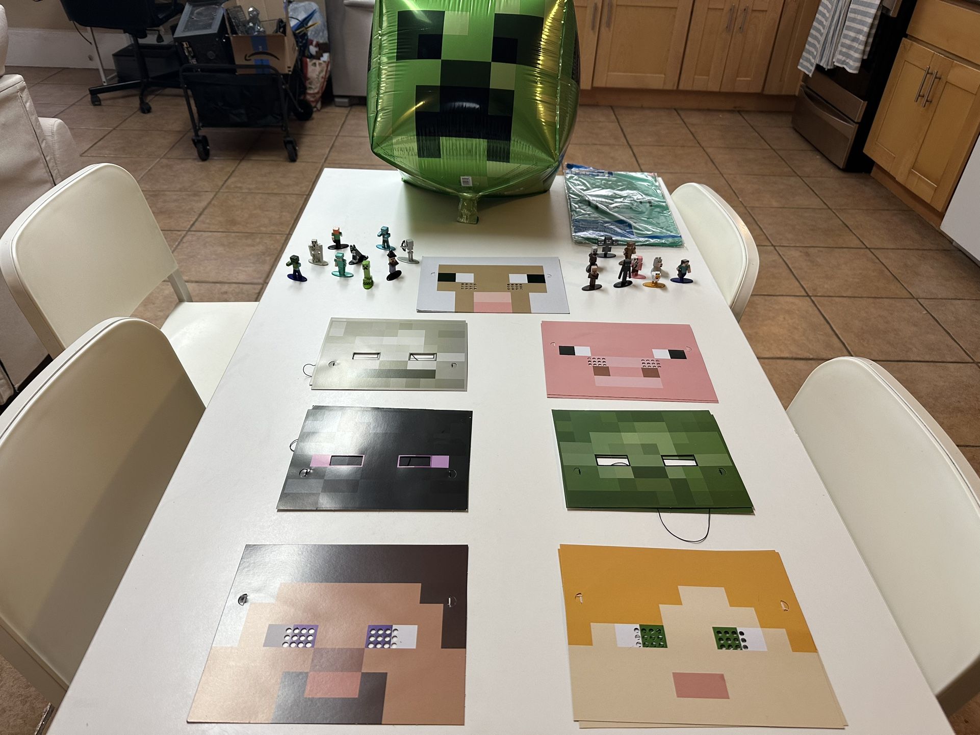 Minecraft Party Items - Creeper Balloon, Minecraft Masks, Minecraft figurines (cake Toppers) Etc.
