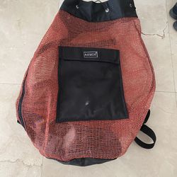 Armor Mesh Diving Backpack with Side Zipper