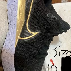 Size 10, Nike React