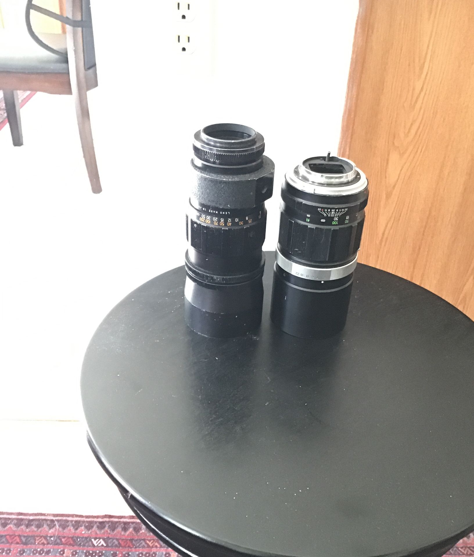 Two camera lenses for canon good condition