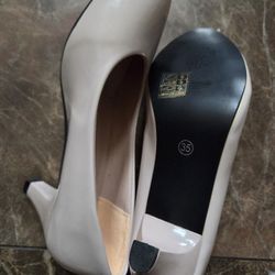 Ladies Heel