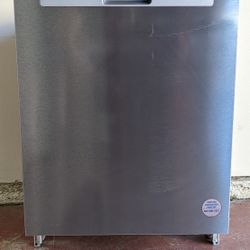 Whirlpool Dishwasher Stainless Steel Fingerprint Resistant 24"