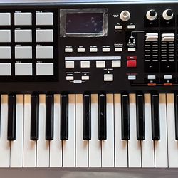 Akai MPK49 Prof Keyboard