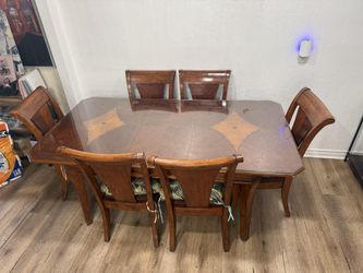 Dinning Table