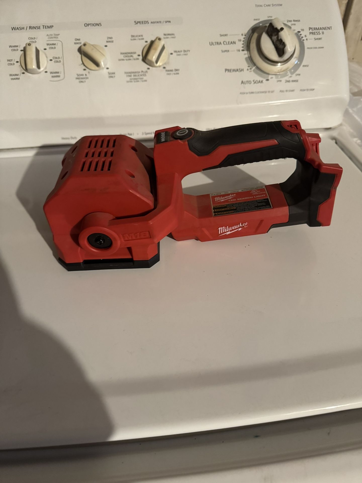 Milwaukee M18 Flashlight 