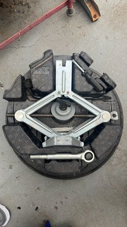 Subaru Scissor Jack