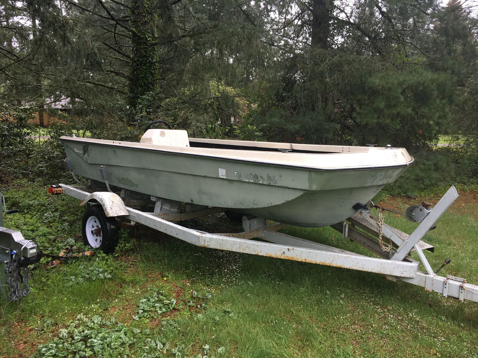 15’ Kingfisher Bass/Fishing boat w/trailer