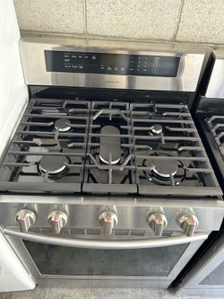 Stove Samsung. Estufa Samsung.
