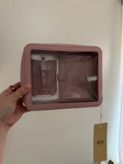 Brand new Beis passport & luggage tag set