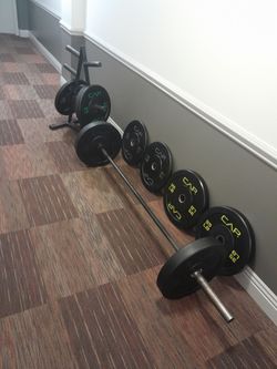 HOME GYM - 260 LBS. OF RUBBER BUMPER OLYMPIC PLATES + 7 FT. BLACK OLYMPIC BAR with CHROME COLLARS + A-FRAME PLATE RACK