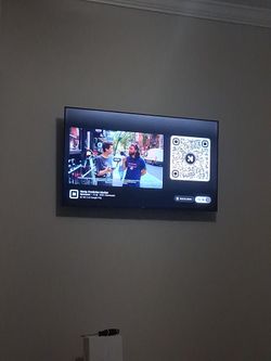 43in TCL Google Smart Tv with wall mount