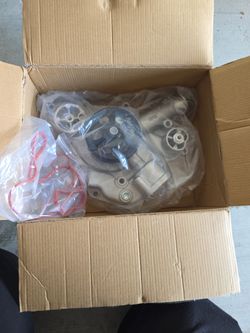 Water pump for dodge challenger 6.4 hemi