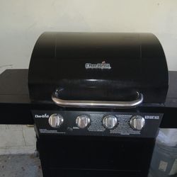 CharBroil Advantage Grill