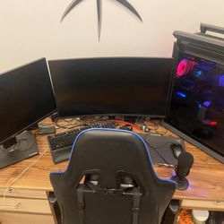 Top If The Line Full Gaming/Streaming Set Up
