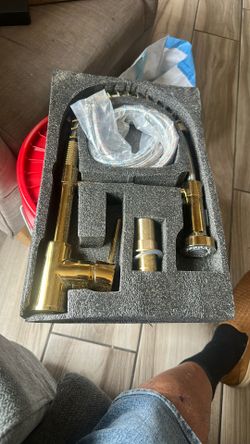 Gold Pulled Down Sprayer For Kitchen