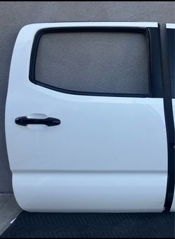 Toyota Tacoma passenger side Rear Door $300.00