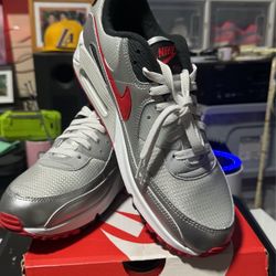 NIKE AIRMAX