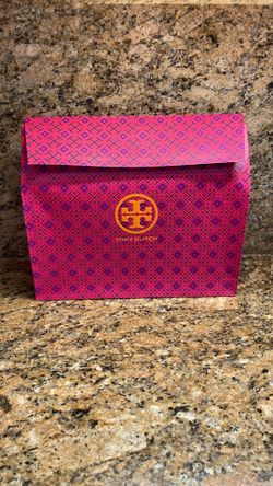 Tory Burch Gift Box