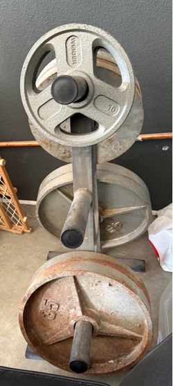 Weight Plates with Tree