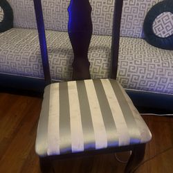 Dinning Table With 6 Chairs 