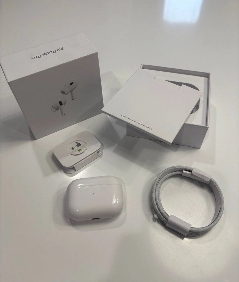(OPENED-BOX) AIRPOD PROS 2ND GENERATION (USB-C)