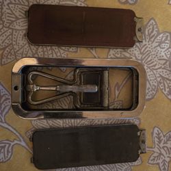 1920s antique self sharpening razor